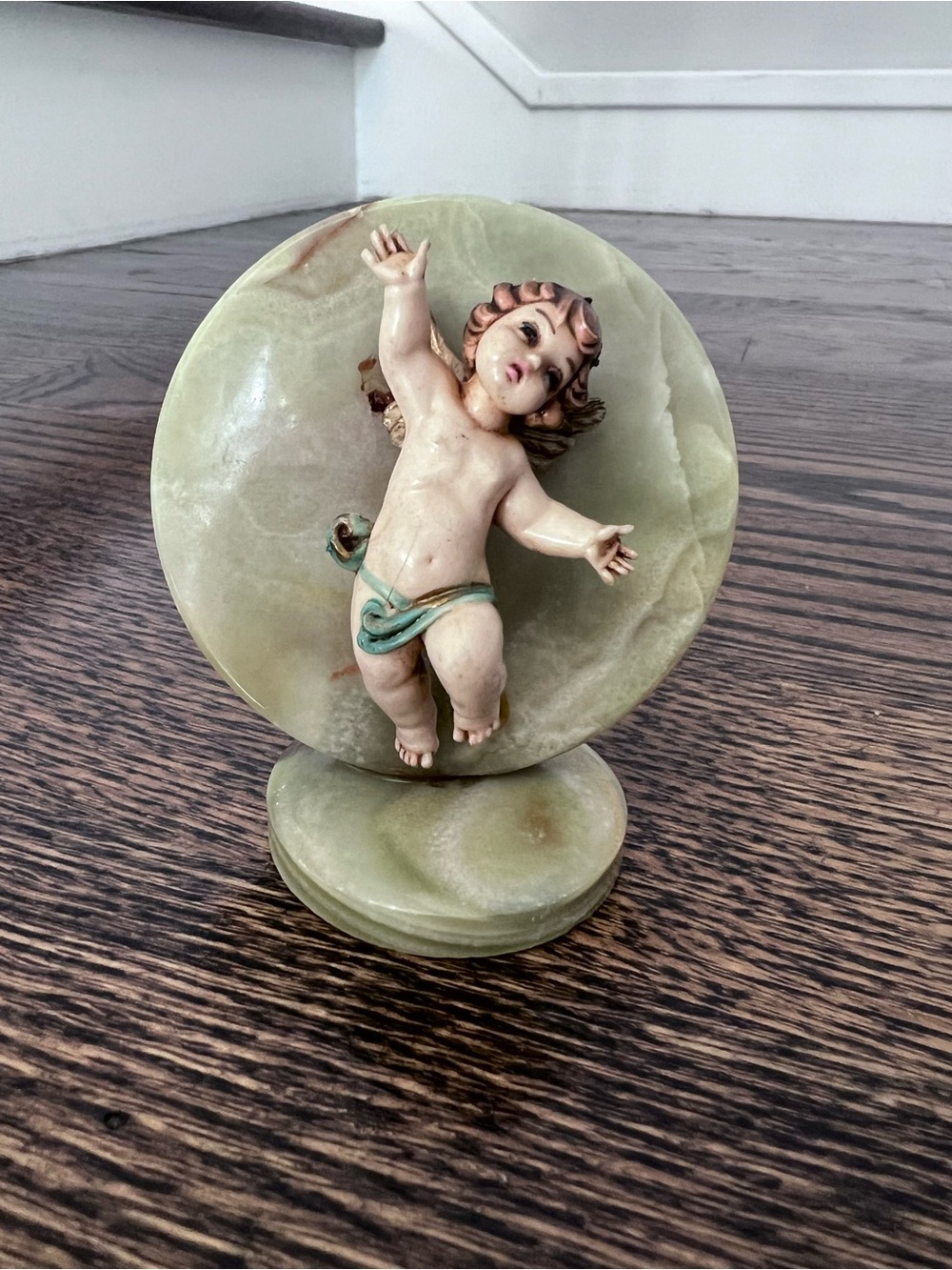 Vintage Cherub Figurine On Green Onyx Marble Disc Stand 3.5”